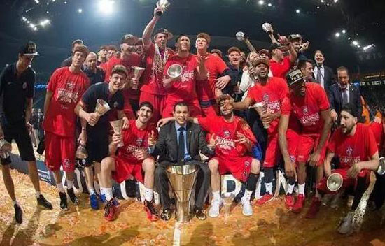 先以数据校 先以数据校